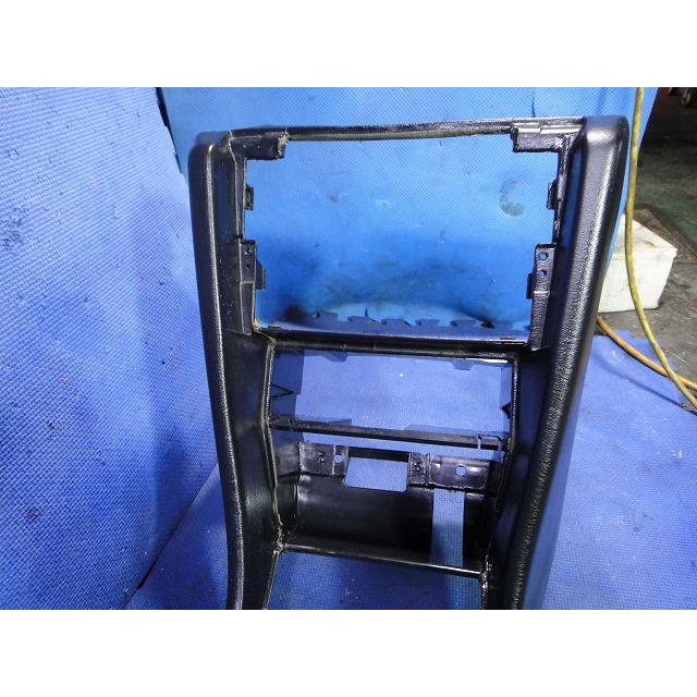 メルセデス ベンツ W124 E280 E320 等  センター コンソール  [1652] |  | 05