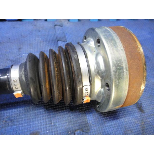 VW ザ ビートル 16CPL 16CBZ 等  左 フロント ドライブシャフト　品番 5C0407271 　走行 25,730Km　  [1669] |  | 02