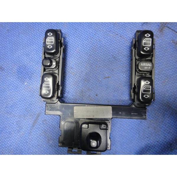メルセデス ベンツ W210 E320 E240 等  フロント ワゴン パワーウィンドウ スイッチ 品番 2108214151 [1681] | 