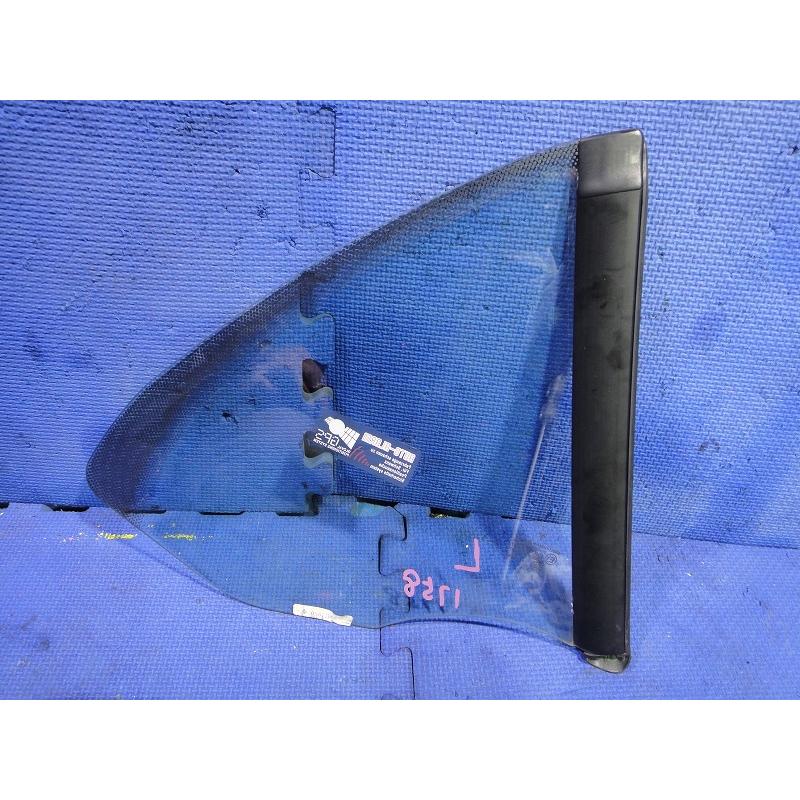 ポルシェ カレラ カブリオレ 911 996  左 リア サイド クォーター ガラス  【1758】 |  | 01