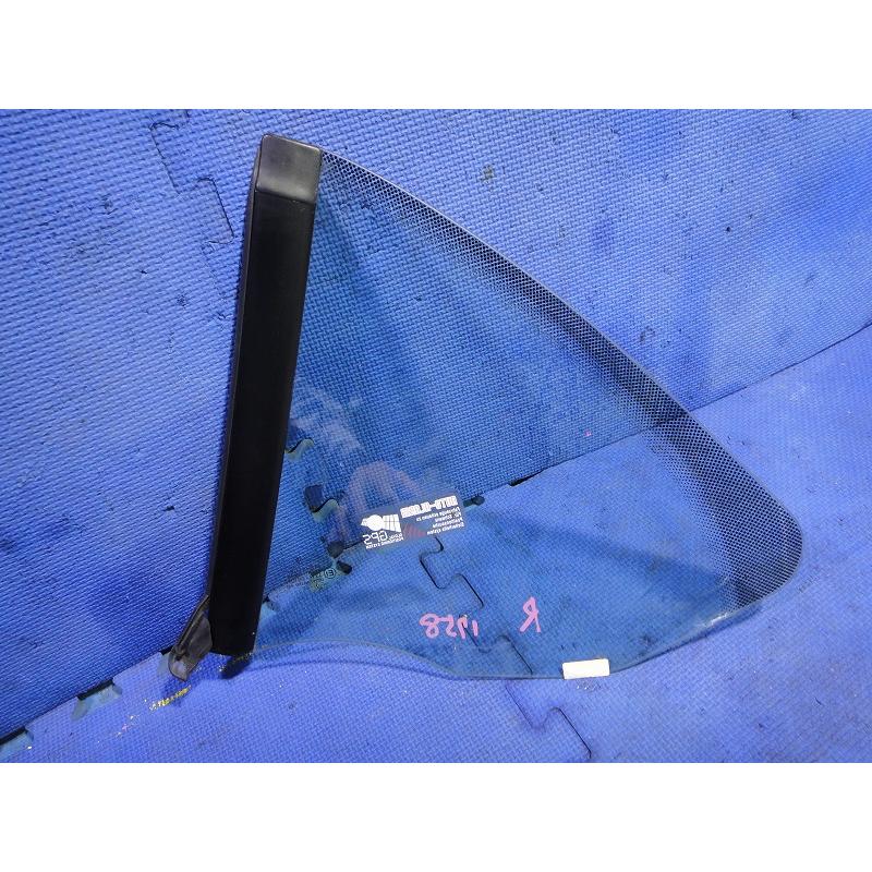 ポルシェ カレラ カブリオレ 911 996  右 リア サイド クォーター ガラス  【1758】 |  | 01