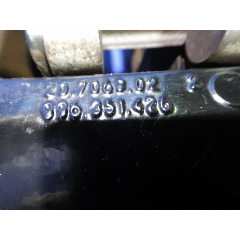 ポルシェ カレラ 911 996 ブレンボ Brembo 純正 フロント キャリパー 左右  996351426 【1758】 |  | 06