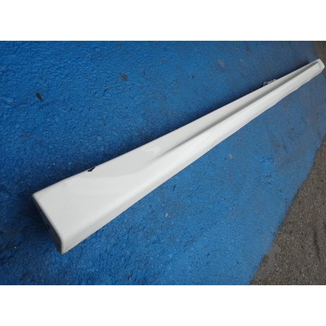 アルファロメオ ジュリエッタ 940141 等 右 サイド ステップ スカート 18071339 296A/アイスホワイト [1909] |  | 01