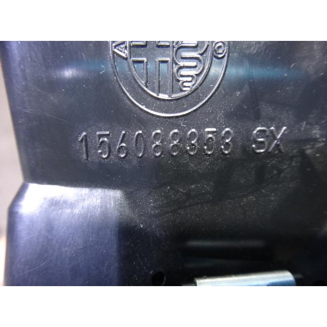 アルファロメオ ジュリエッタ 940141 等 エアコン ヒーター 吹き出し口 左 ルーバー 156088353 [1909] |  | 02