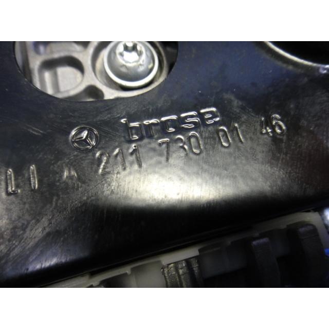 メルセデス ベンツ  W211 E240 E320 等 左 リア パワーウィンドウ レギュレーター モーター付き 品番 2117300146 [1910] |  | 01