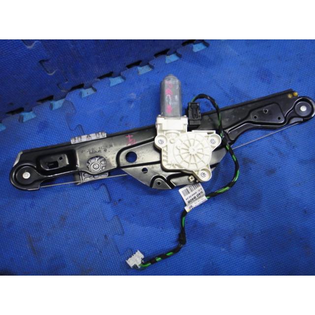 メルセデス ベンツ  W211 E240 E320 等 右 リア パワーウィンドウ レギュレーター モーター付き 品番 2117300246 [1910] | 