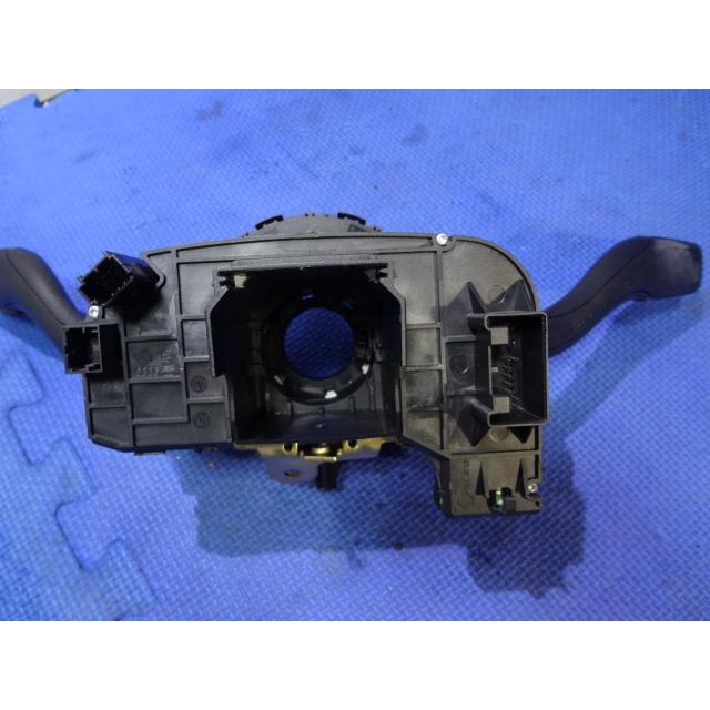 アウディ A4 8E系  B7 等　コンビネーション スイッチ スパイラル  4E0953503  8E0953549  [1976] |  | 01