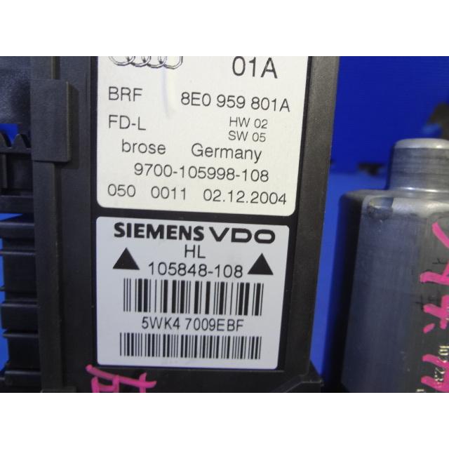 アウディ A4 8E系  B7 等　 左 リア パワーウィンドウ モーター 8E0959801A　  [1976] |  | 01