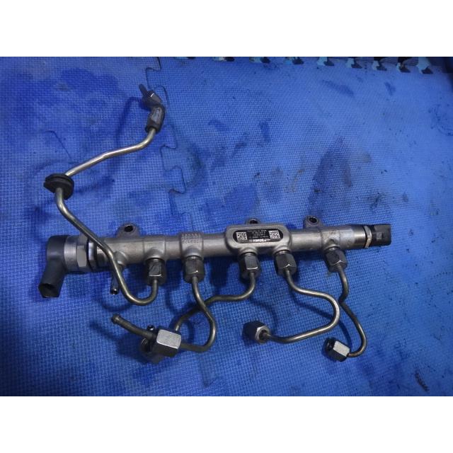 BMW 218D 218i F45 等  フューエル プレッシャー パイプ アキュムレーター 品番 8514154 [2061] | 