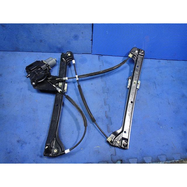 2017y VW ポロ  6R 系 等 右 フロント パワーウィンドウ レギュレーター   [2085] |  | 01