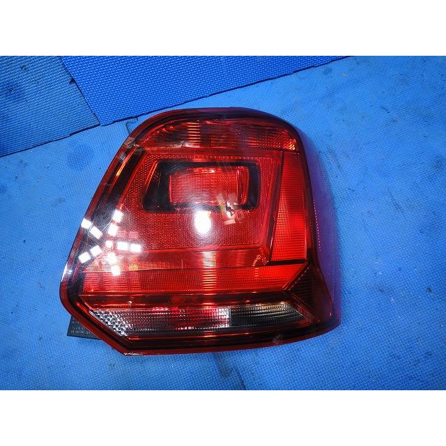 2017y VW ポロ  6R 系 等 右 テール レンズ ライト ランプ  品番 6C0945112L  6C0945112A [2085] | 