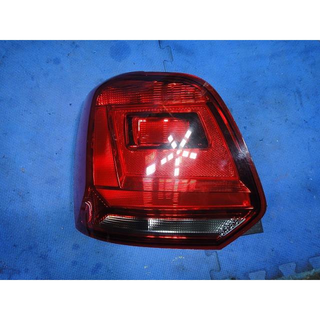 2017y VW ポロ  6R 系 等 左 テール レンズ ライト ランプ  品番 6C0945095L  6C0945111A [2085] | 