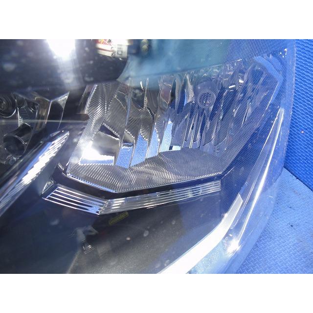 2017y VW ポロ  6R 系 等 後期  ヘッドライト 左右 ハロゲン 品番 6C2941005 6C2941006B   [2085] |  | 06