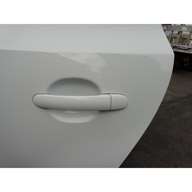 VW ポロ  6R 系等 左 リア ドア  LC9AL/白 [2085] |  | 04