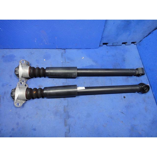 2017y VW ポロ  6R 系 等 純正 リア ショック 左右 走:37,100Km 品番 6R512011BT  6R0513025AH [2085] | 