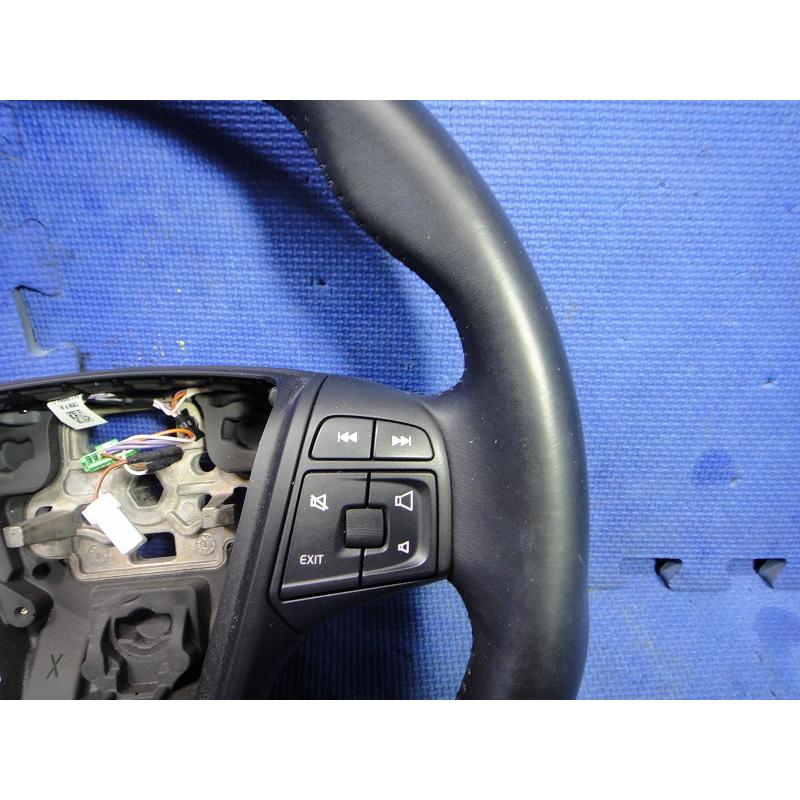 Volvo ボルボ V40 MB4164T 等 純正 ステアリング ハンドル  [2110] |  | 02