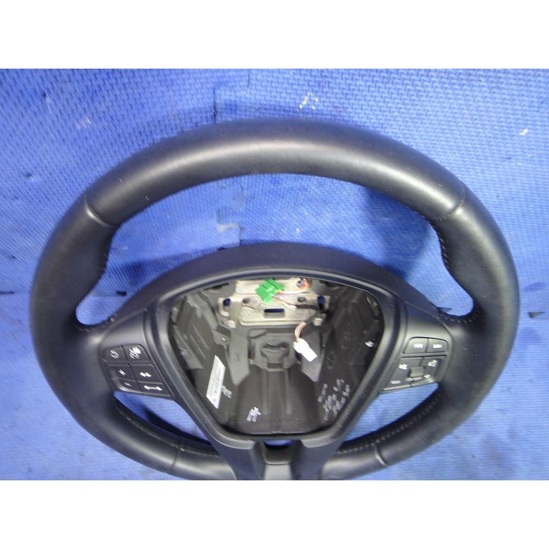Volvo ボルボ V40 MB4164T 等 純正 ステアリング ハンドル  [2110] |  | 03