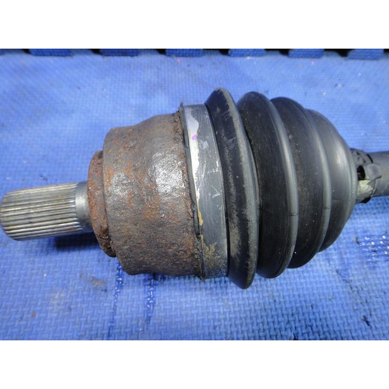 Volvo ボルボ V40 MB4164T 等  左 フロント ドライブシャフト  走:42,500Km [2110] |  | 01