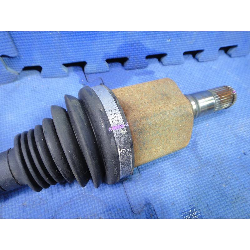 Volvo ボルボ V40 MB4164T 等  左 フロント ドライブシャフト  走:42,500Km [2110] |  | 02