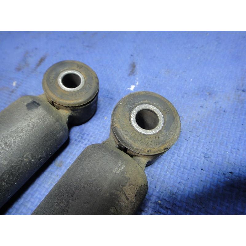 Volvo ボルボ V40 MB4164T 等 純正 リア ショック 左右   走:42,500Km [2110] |  | 02