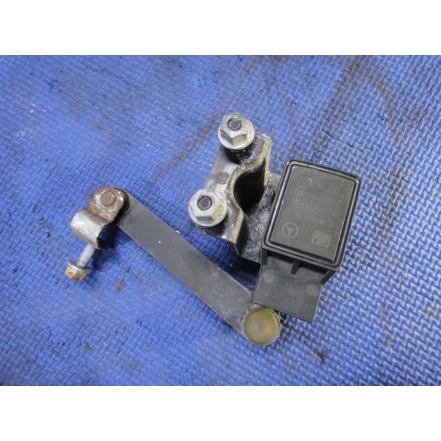メルセデス ベンツ W211 E320 E240 等 フロント エアス　ハイトセンサー　センサー　品番0105427617　  [2139] | 