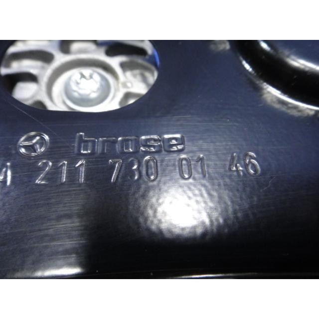 メルセデス ベンツ W211 E320 E240 等  左 リア ドア パワーウィンドウ レギュレーター　品番 2117300146 [2139] |  | 01