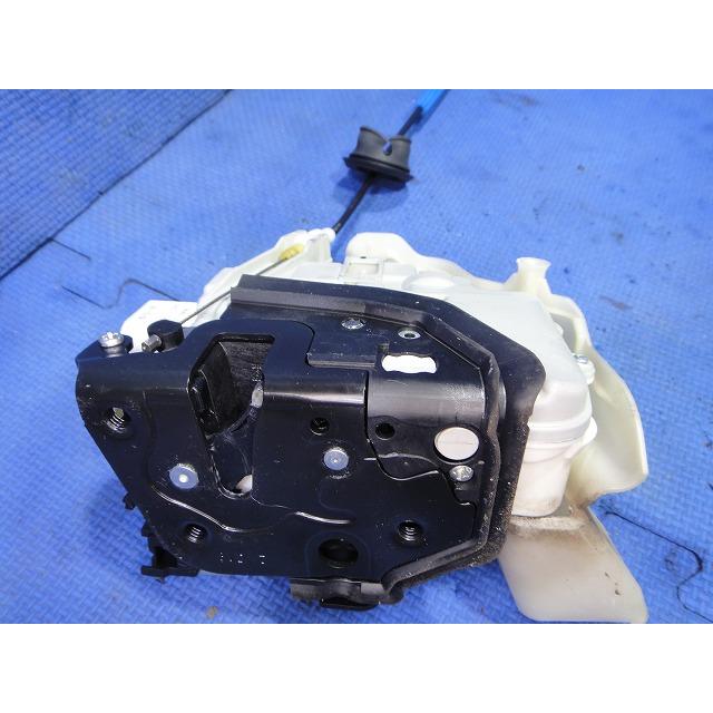 アウディ A4 8K系  B8 等 右 フロント ドアロック アクチュエーター  品番 8J2837016 A   [2265] |  | 01