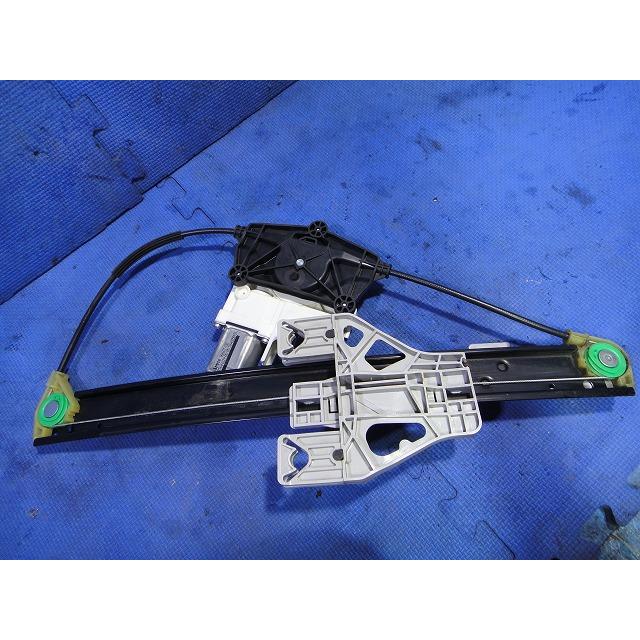 アウディ A4 8K系  B8 等 右 リア パワーウィンドウ レギュレーター  品番 8K0839462 A   [2265] |  | 01