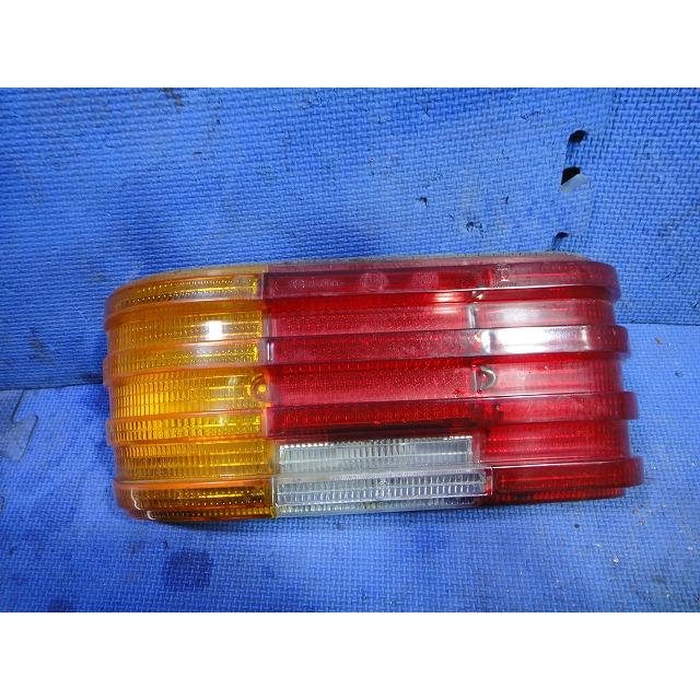 メルセデス ベンツ W114 250 等 左 テール レンズ ライト ランプ   [2285] | 