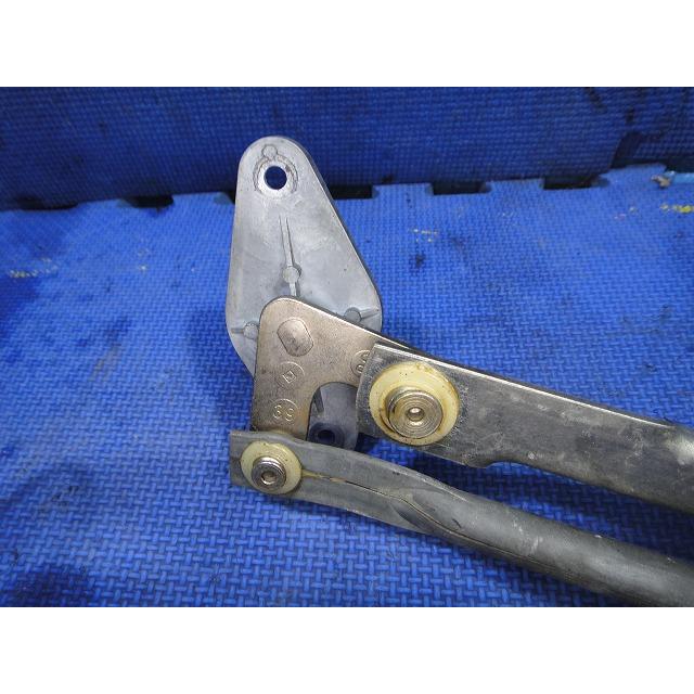 メルセデス ベンツ W114 250 等 ワイパーリンク   [2285] |  | 01