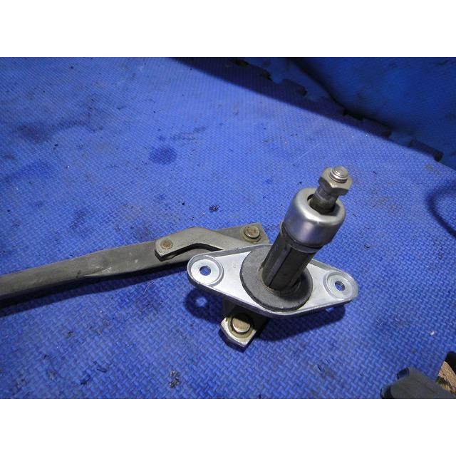 メルセデス ベンツ W114 250 等 ワイパーリンク   [2285] |  | 03