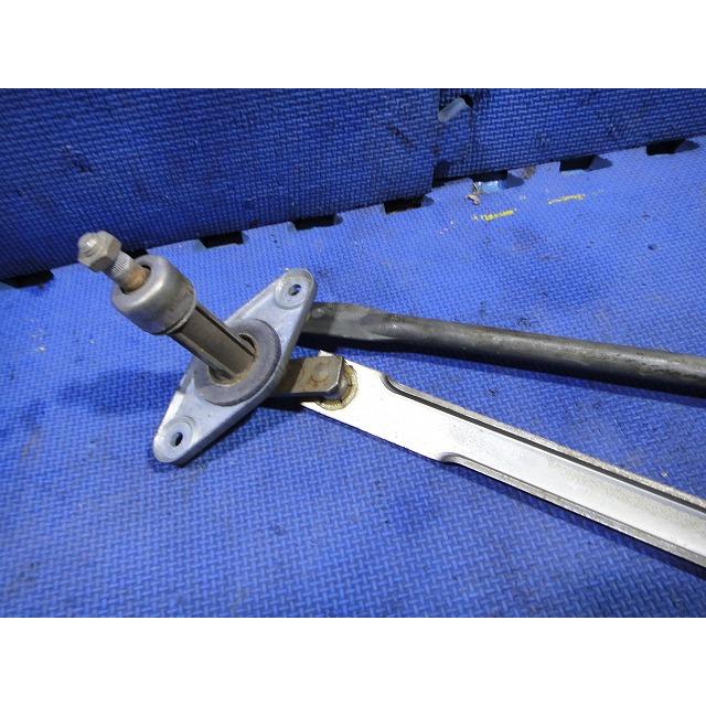 メルセデス ベンツ W114 250 等 ワイパーリンク   [2285] |  | 04