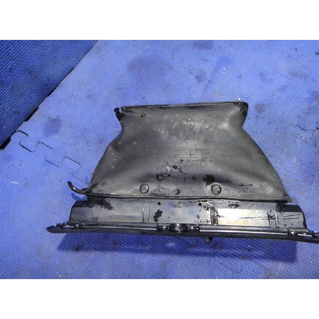 メルセデス ベンツ W114 250 等  エアコン ヒーター 吹出口 中央 左右 ルーバー センター   [2285] |  | 03