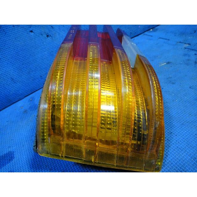 メルセデス ベンツ W114 250 等 左 テール レンズ ライト ランプ   [2285] |  | 04