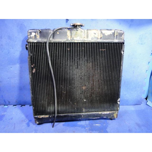 メルセデス ベンツ W114 250 等  ラジエター   [2285] |  | 01