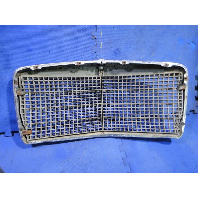 メルセデス ベンツ W114 250 等  純正 フロント グリル  [2285] |  | 07