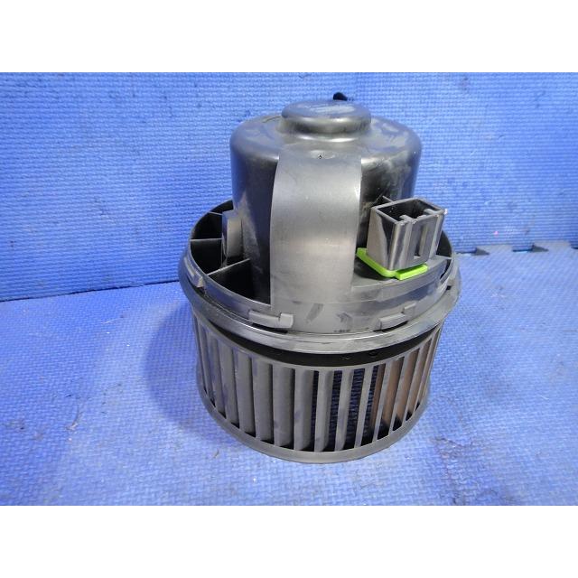 Volvo ボルボ V40 MB4164T 等 ブロアモーター ファン   AV6N18456BA　[2296] | 