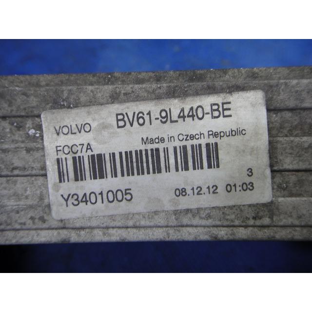 Volvo ボルボ V40 MB4164T 等 純正 インタークーラー  BV619L440BE   [2296] |  | 03