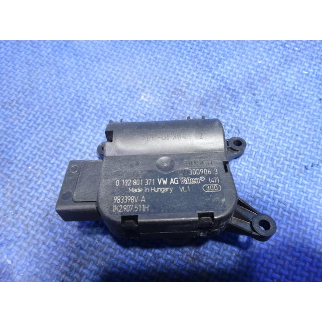 アウディ TT 8J 系 等 エアコン ヒーター フラップモーター (2) 品番  1K2907511 H  [2298] | 
