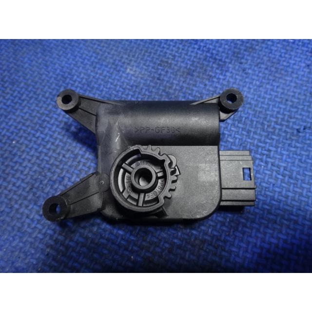 アウディ TT 8J 系 等 エアコン ヒーター フラップモーター (2) 品番  1K2907511 H  [2298] |  | 01