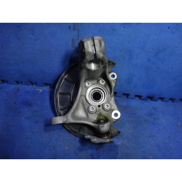 アウディ TT 8J 系 等 左 フロント ハブ ナックル   [2298] |  | 01