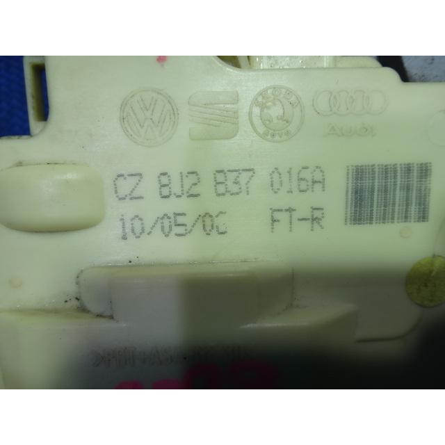アウディ TT 8J 系 等 右 ドアロック アクチュエーター 品番 8J2837016 A  [2298] |  | 03