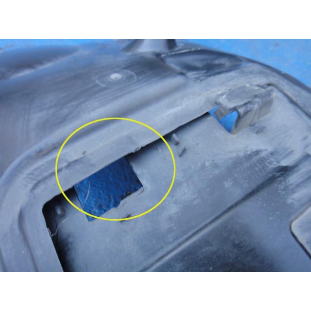 BMW 320i F30 F31 等  右 フロント ライナー 品番 7260740  7260726   [2411] |  | 02