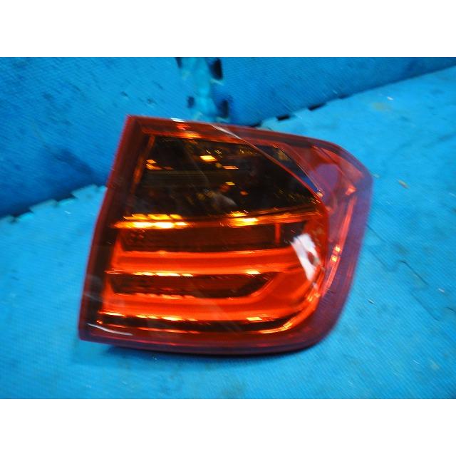 BMW 320i F30 等  右 テール レンズ ランプ ライト  (少し難有) 品番 7259894  [2411] | 