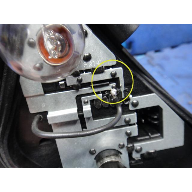 BMW 320i F30 等  右 テール レンズ ランプ ライト  (少し難有) 品番 7259894  [2411] |  | 03