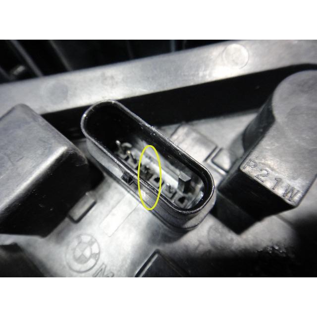 BMW 320i F30 等  右 テール レンズ ランプ ライト  (少し難有) 品番 7259894  [2411] |  | 04