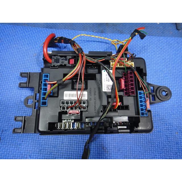 BMW 320i 320d F30 F31 等  ヒューズ ボックス  品番 926111203   [2411] |  | 02