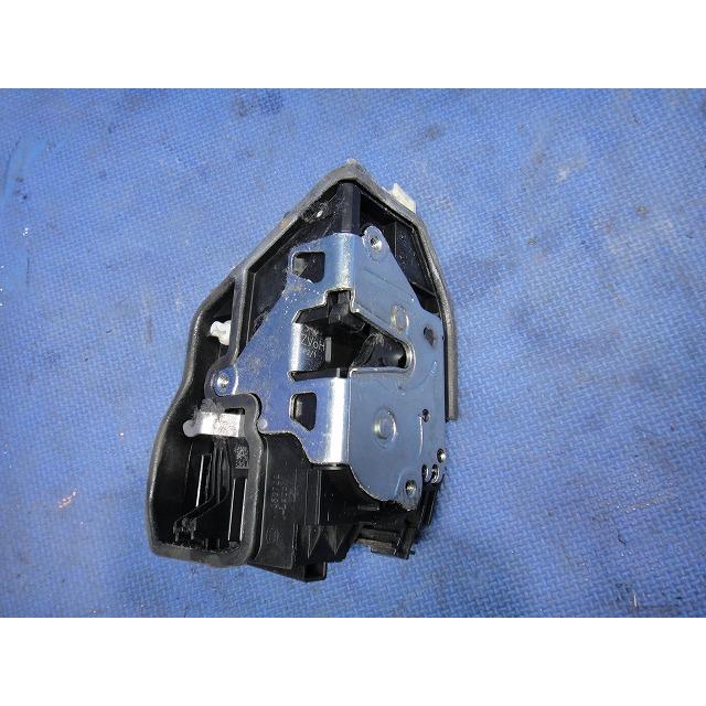 BMW 320i F30 F31 等  純正 右 フロント ドアロック アクチュエーター ソレノイド 　品番 7229462  [2411] | 