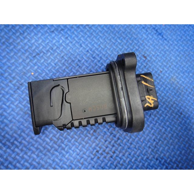 BMW 320d F30 F31 等 エアマス エアフロ センサー  品番 8506408   0281006092[2411] |  | 01