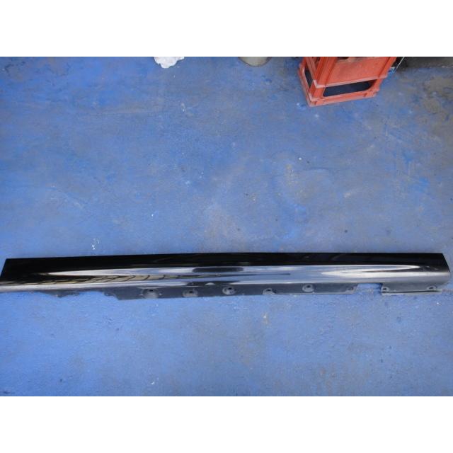 BMW 3シリーズ E46 AY20 AV25 等　純正　右 サイドステップ　サイド スカート　475/黒   [2530] | 